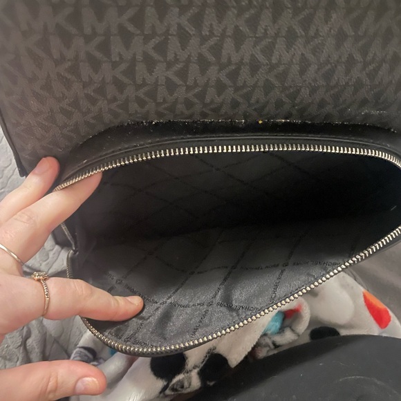 Full size brand new MK Book bag - Picture 7 of 9